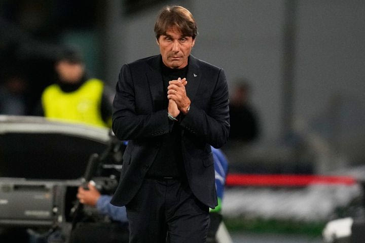 Κόντε: “Ο Λουκάκου δεν έχει λεπτά συμμετοχής στα πόδια του, πρέπει να έχουμε υπομονή”