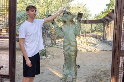 Η αναμέτρηση του Ντιν Χούισεν με ένα λιοντάρι στο Ντουμπάι που έγινε viral