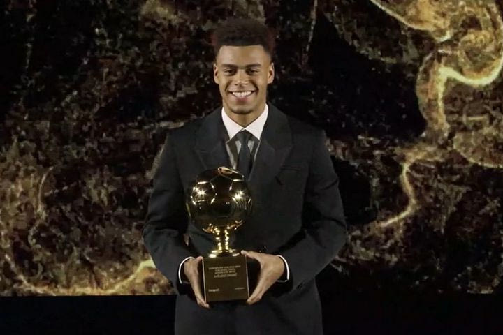 Golden Boy: Η βράβευση του Ντεζιρέ Ντουέ και όλων των κορυφαίων της χρονιάς για την Tuttosport, συγκίνηση για τον Ντιόγκο Ζότα