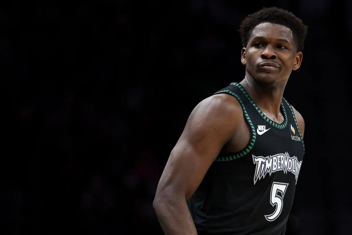 Τίμπεργουλβς – Νικς 115-104: Ο Έντουαρντς με 48 πόντους “καθάρισε” για τη Μινεσότα