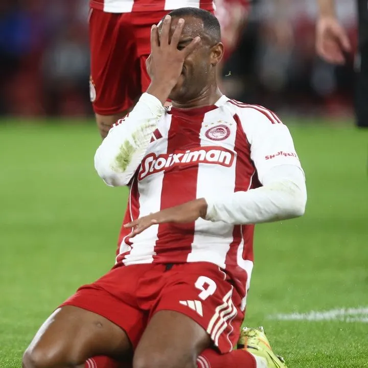 Το σύνθημα του Ολυμπιακού για την Καϊράτ είναι ένα