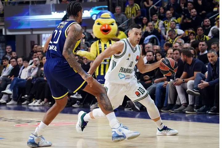 Η βαθμολογία της EuroLeague μετά το σπουδαίο διπλό του Παναθηναϊκού στην Τουρκία απέναντι στη Φενέρμπαχτσε