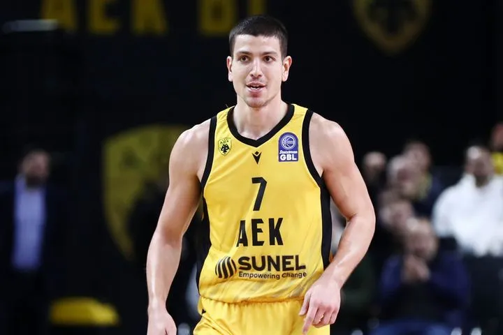 Οι Έλληνες που βγήκαν μπροστά και οι "μεταγραφές" που ακόμη περιμένει η ΑΕΚ