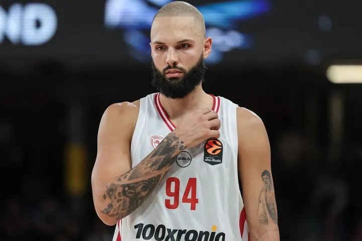 Μπαρτσελόνα – Ολυμπιακός 98-85: Σαν ξεκούρδιστη κιθάρα, δεν μπήκε ποτέ στο πνεύμα του αγώνα