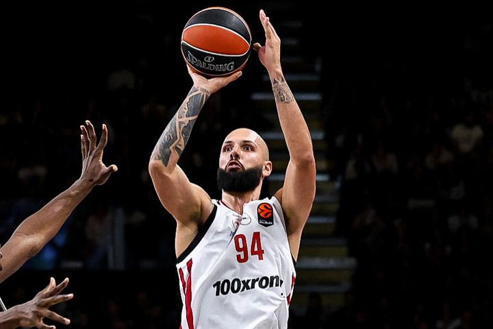 Φουρνιέ: “Το μυστικό για το καλό ποσοστό στα τρίποντα ήταν το χριστουγεννιάτικο γεύμα μου”