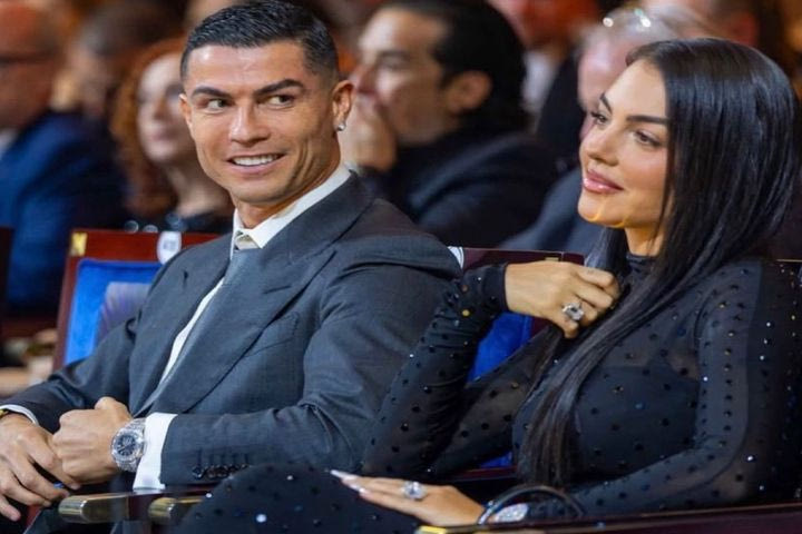 Ρονάλντο: Πόσο κοστίζει το ρολόι του που έκλεψε τις εντυπώσεις στα Globe Soccer Awards