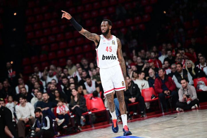 Χολ για Βίρτους: “Να παίξουμε σκληρά για 40 λεπτά, για να πάρουμε τη νίκη – Πρέπει να περιορίσουμε τον Έντουαρτς”