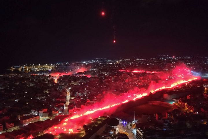 ΟΦΗ: VIDEO που κόβει την ανάσα, το Ηράκλειο στις φλόγες για τα 100 χρόνια