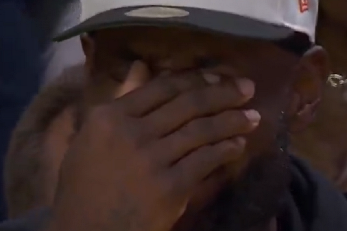 Λέικερς: Ο Λεμπρόν δάκρυσε από τα γέλια, μετά από χαμένο lay up του Κλέμπερ