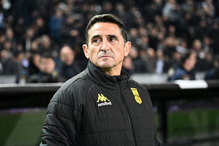 Άρης: Ο Χιμένεθ εμφανίστηκε τελικά στη συνέντευξη Τύπου μετά τον Ραζβάν Λουτσέσκου