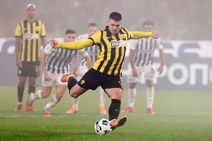 Ο Μαρίν κέρδισε πέναλτι και ο Γιόβιτς από την άσπρη βούλα έκανε το 2-0