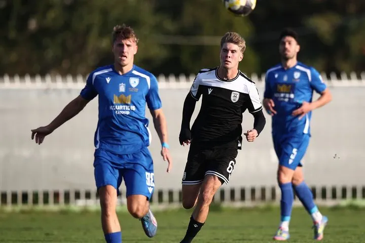 Super League 2: Διπλό της Καβάλας απέναντι στον ΠΑΟΚ Β’, τρίποντο και για τον Νέστο