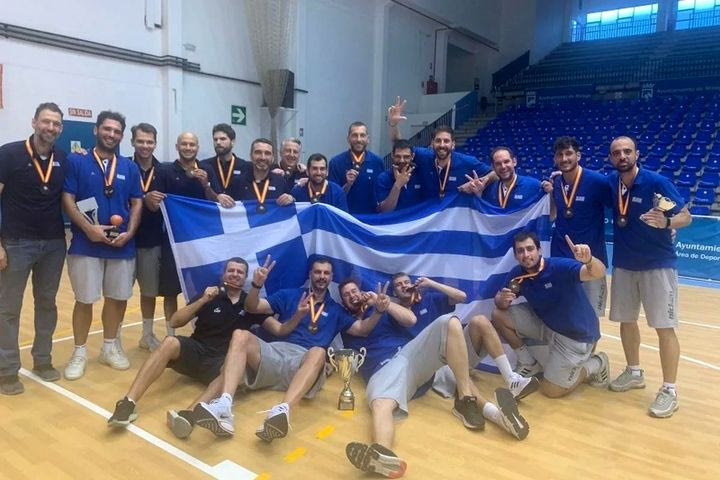 Έκλεψαν το μετάλλιο μέλους της Εθνικής Mπάσκετ Kωφών μόλις επέστρεψε στην Ελλάδα