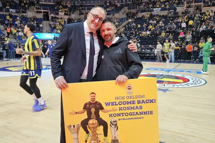 Η Φενέρμπαχτσε βράβευσε τον φυσιοθεραπευτή του Παναθηναϊκού AKTOR, Κοσμά Κοντογιάννη