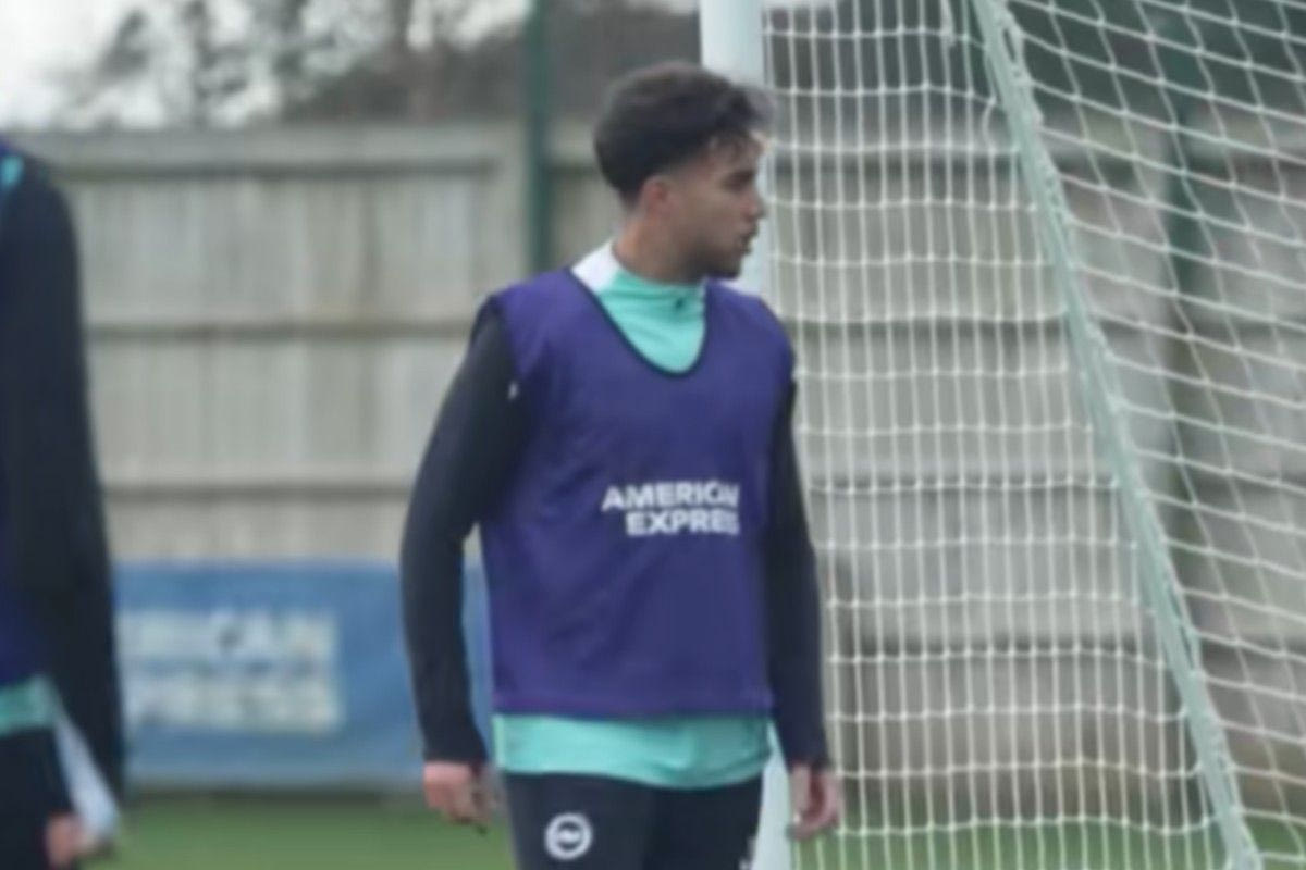 Κωστούλας: On fire ο διεθνής κυνηγός σε VIDEO από την προπόνηση της Μπράιτον