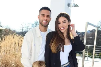 Ο Γιάν Κόουτο κράτησε στην αγκαλιά του το δεύτερο παιδί του - Οι πρώτες φωτογραφίες από το μαιευτήριο