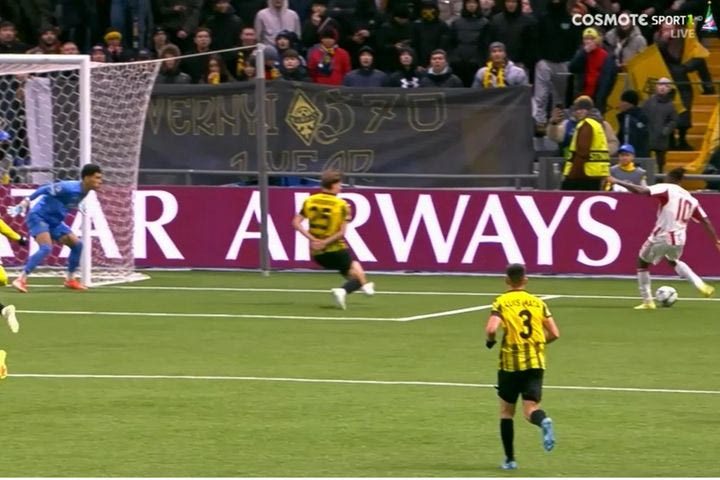 Από το μάτι της βελόνας: Ο Μαρτίνς άνοιξε το σκορ για τον Ολυμπιακό στην παγωμένη Αστάνα