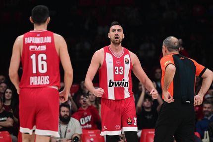 Ξέσπασμα του Μιλουτίνοβ, κάρφωσε στα μούτρα του Τραορέ και πήρε και το φάουλ