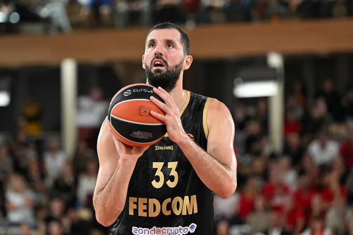 Μίροτιτς, Μπλόσομγκεϊμ και Στράζελ καθάρισαν για τη Μονακό εν απουσία του Τζέιμς