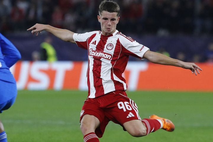 Ολυμπιακός: “Η Ρεάλ βλέπει στο πρόσωπο του Μουζακίτη το νέο Μόντριτς”, γράφει η Defensa Central