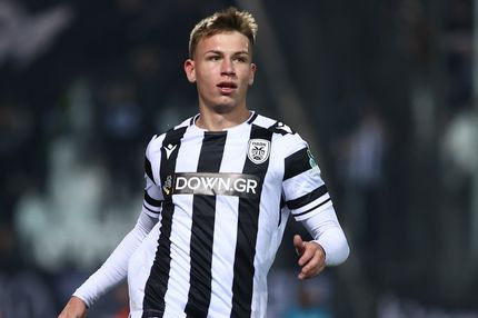 Μύθου: “Το σημερινό ήταν όπως ακριβώς το είχα ονειρευτεί, αφιερώνω το γκολ στην οικογένειά μου”