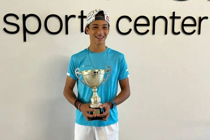Ο Παγώνης αναδείχθηκε κορυφαίος τενίστας της χρονιάς στην κατηγορία U14