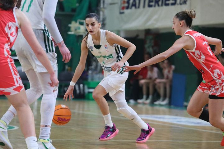 Το “ευχαριστώ” της Σταμολάμπρου σε όσους τη βοήθησαν να επιστρέψει στα παρκέ