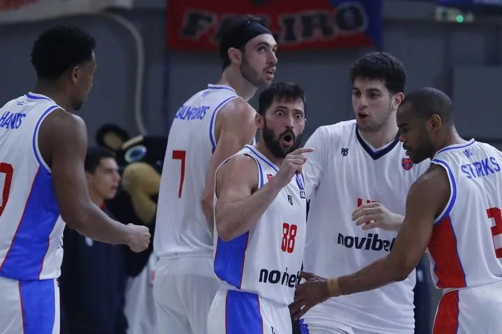 Πανιώνιος: Δύο οπαδοί των κυανέρυθρων στο αστυνομικό τμήμα στην Τουρκία, θα προχωρήσει σε καταγγελία στη EuroLeague η ΚΑΕ