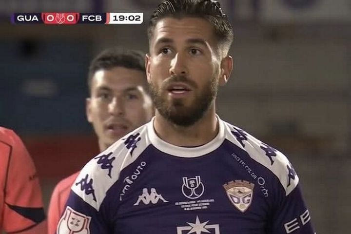 Αυτός είναι ο σωσίας του Σέρχιο Ράμος που έγινε viral στο Γκουαδαλαχάρα – Μπαρτσελόνα