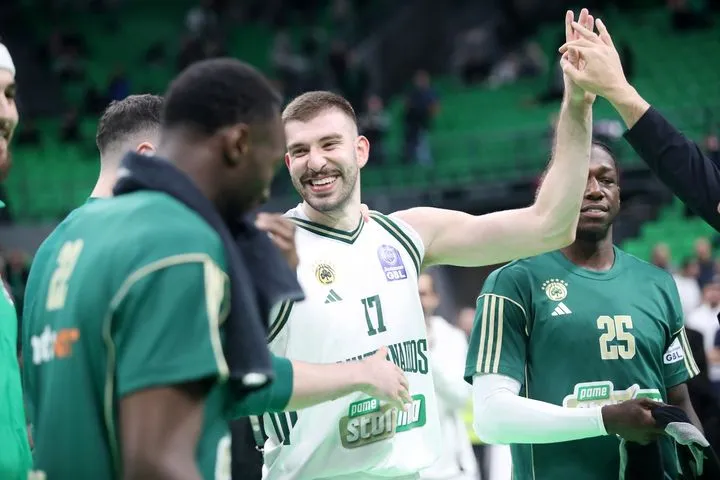 Τα highlights από το τρίποντο show του Ρογκαβόπουλου και το +44 του Παναθηναϊκού AKTOR κόντρα στον Πανιώνιο