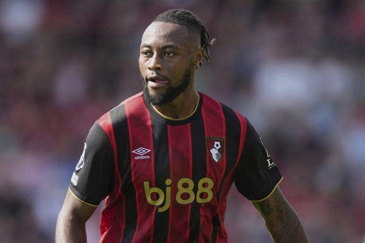 Η Mάντσεστερ Σίτι πιέζει για Σεμένιο: Επιταχύνει τις συζητήσεις με την Μπόρνμουθ