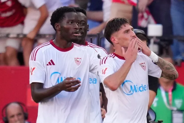 Σεβίλλη – Οβιέδο 4-0: Ο Βλαχοδήμος κράτησε το μηδέν και οι Ανδαλουσιανοί συνέτριψαν την Οβιέδο με τεσσάρα