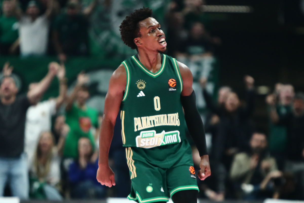 Το εντυπωσιακό κάρφωμα του Σορτς κόντρα στη Βαλένθια