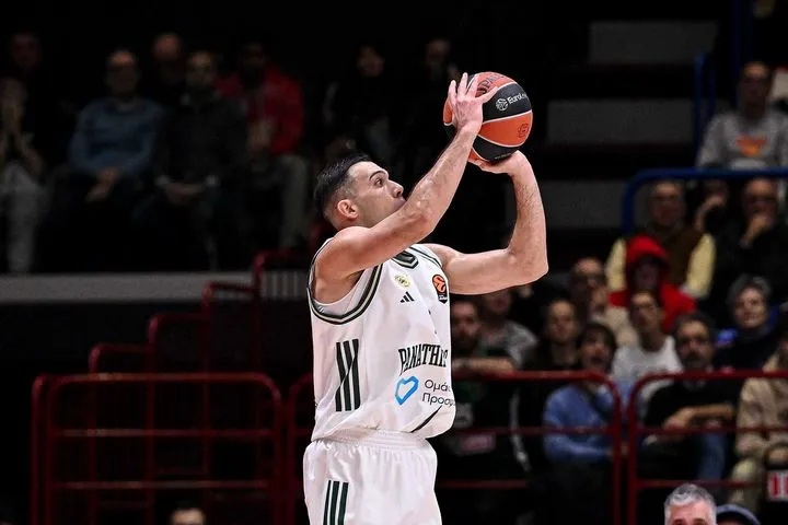 Η season high παράσταση του Σλούκα που δεν ήταν αρκετή για τον Παναθηναϊκό AKTOR απέναντι στην Αρμάνι