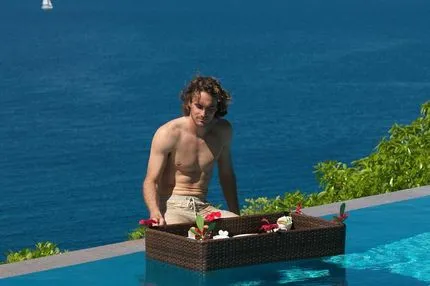 Στιγμές χαλάρωσης για τον Στέφανο Τσιτσιπά στις Σεϋχέλλες με τον αδερφό του και φίλους