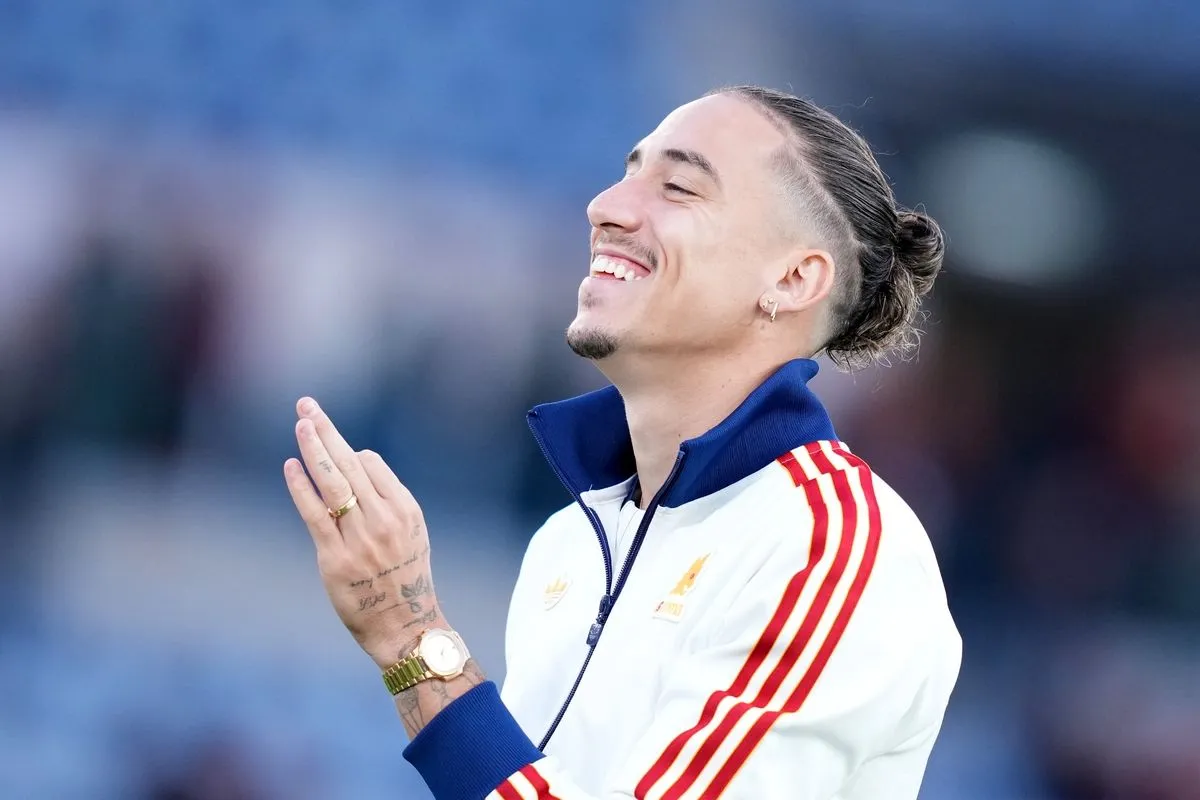 Ο Κώστας Τσιμίκας