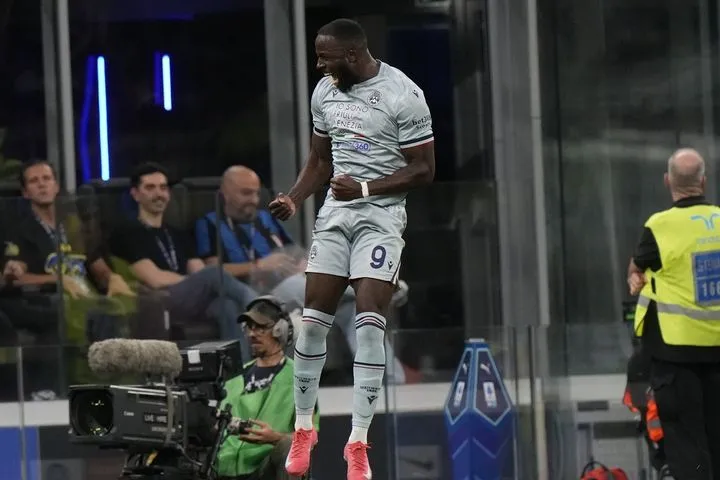 Ουντινέζε – Νάπολι 1-0: Οι παρτενοπέι δεν εκμεταλλεύτηκαν την γκέλα της Μίλαν κι έμειναν στο -1 από την κορυφή