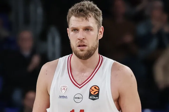 Ολυμπιακός: Σάσα Βεζένκοβ, τα σώσατε τελικά τα Χριστούγεννα