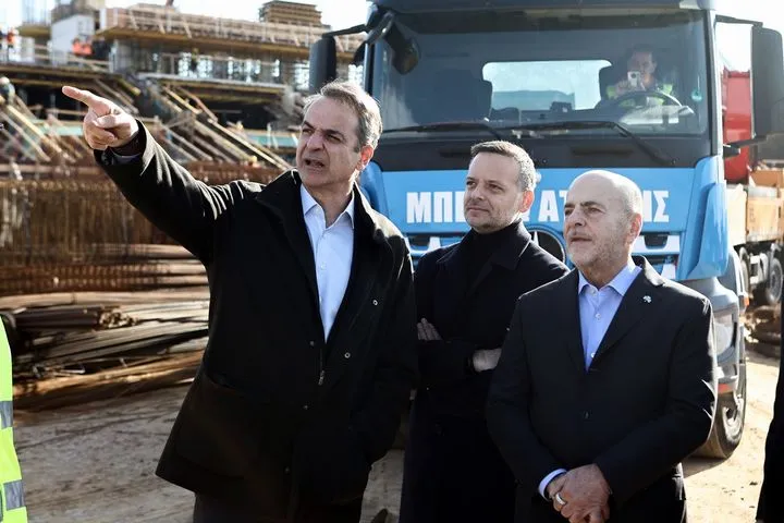 Στον Βοτανικό οι Κυριάκος Μητσοτάκης και Γιάννης Αλαφούζος: “Το γήπεδο θα παραδοθεί τον Μάιο του 2027”