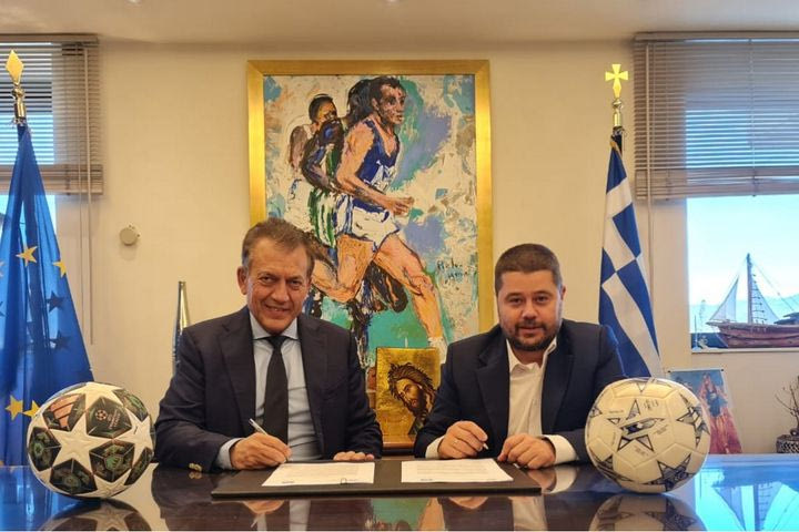 ΕΠΟ: Ο Μάκης Γκαγκάτσης και ο Γιάννης Βρούτσης υπέγραψαν Σύμφωνο Συνεργασίας για το FIFA Football for Schools