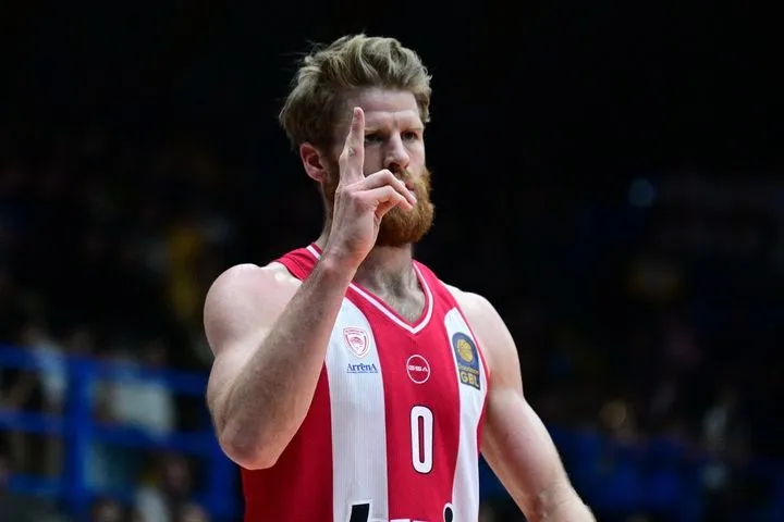 Ολυμπιακός: Ο Γουόκαπ έκανε ρεκόρ στις ασίστ με τα ερυθρόλευκα στο ματς με το Περιστέρι Betsson