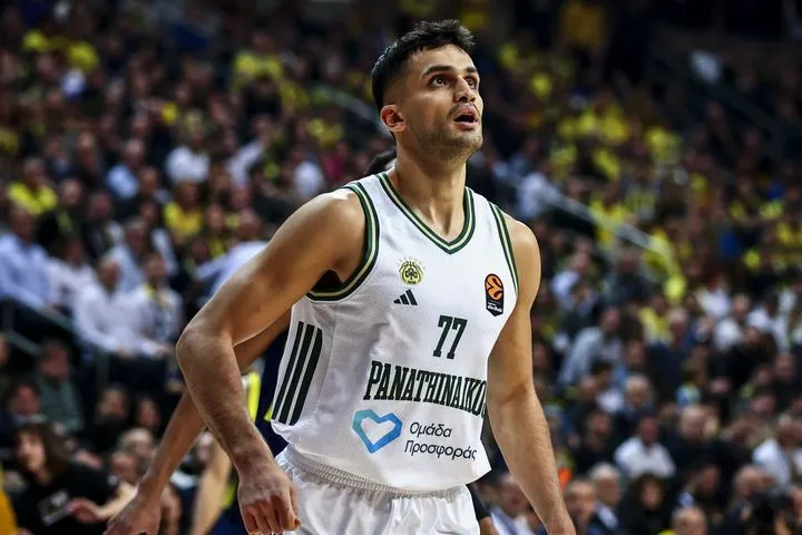 Παναθηναϊκός AKTOR: Προς παραμονή ο Γιούρτσεβεν