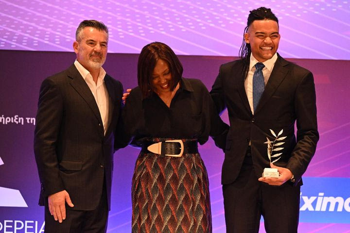 Πού θα δείτε την εκδήλωση για την ανάδειξη των κορυφαίων της χρονιάς και ποια είναι τα φαβορί