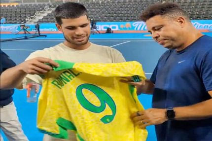 Ο Κάρλος Αλκαράθ έπαιξε τένις με τον Ρονάλντο Ναζάριο - Η συνάντηση των "φαινομένων"