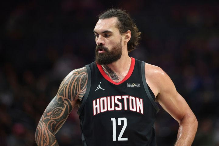 Πλήγμα για τους Χιούστον Ρόκετς, τέλος η σεζόν για τον Στίβεν Άνταμς