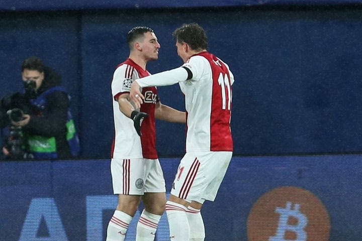 Champions League: Ο Άγιαξ έμεινε ζωντανός με μεγάλη ανατροπή κόντρα στη Βιγιαρεάλ, νίκη 8άδας για τη Σπόρτινγκ του Βαγιαννίδη κόντρα στην Παρί