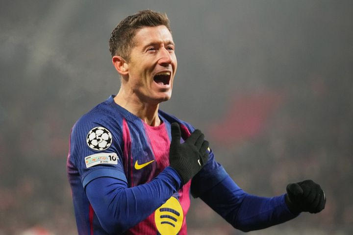 Μπαρτσελόνα: Η Σικάγο Φάιερ θέλει τον Λεβαντόβσκι, ο Πολωνός θα αποφασίσει μετά τις προεδρικές εκλογές