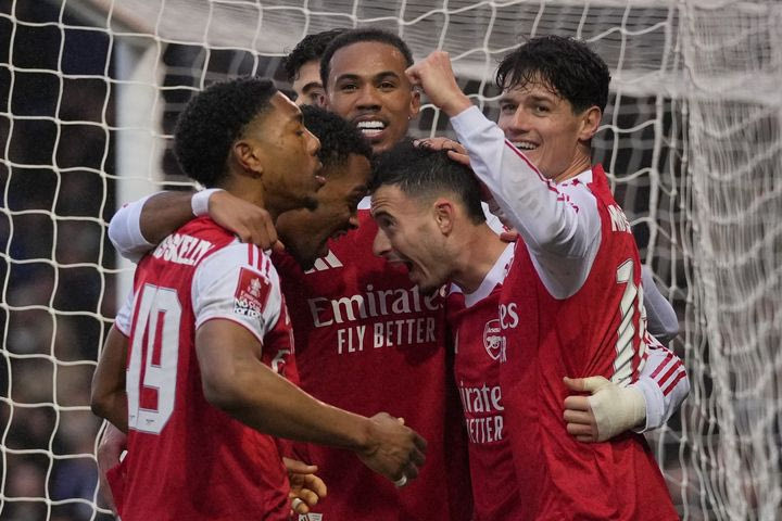 Η Άρσεναλ άλωσε το Στάμφορντ Μπριτζ και έχει το πάνω χέρι για την πρόκριση στον τελικό του Λιγκ Καπ