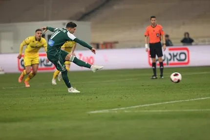 Ο Μπακασέτας χτύπησε ξανά από την άσπρη βούλα: Το 3-0 του Παναθηναϊκού στο 65′