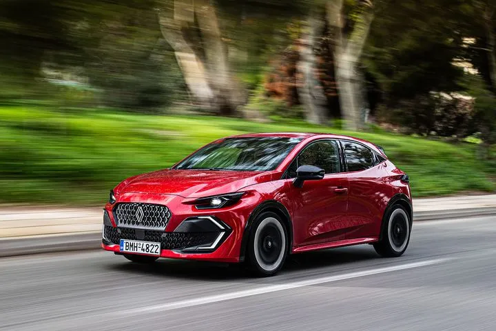 Πάνω από 80 συμμετέχοντες στο ετήσιο συνέδριο Renault και Dacia- Ακόμα πιο δυναμικό 2026 για την Grand Automotive Hellas